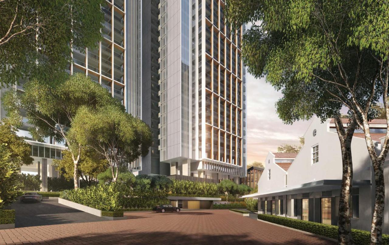 Fraser River Promenade, Khách sạn hẻo lánh 5*